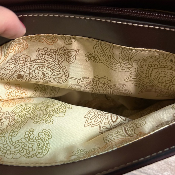 Etienne Aigner Cream and Brown Shoulder Bag - Picture 8 of 13